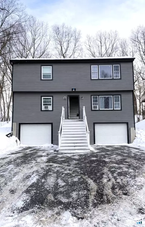 22 Irving Pl, Danbury, CT 06810