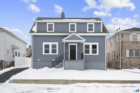85 Avery St, Stamford, CT 06902