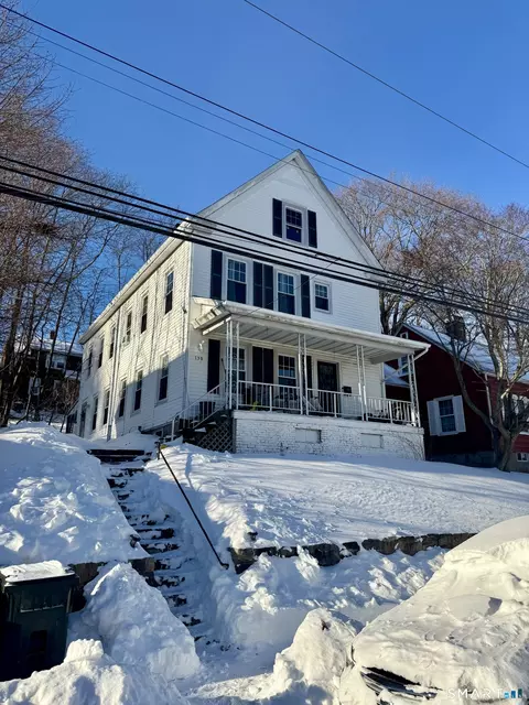130 Norwood Ave, New London, CT 06320