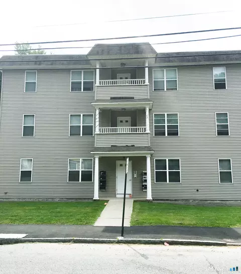 22 Woodbridge Ave, Ansonia, CT 06401