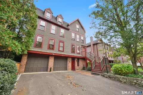 49 Indian Harbor Dr #1, Greenwich, CT 06830