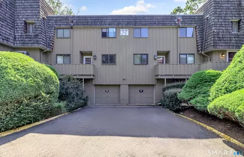 192 Gillies Ln #192, Norwalk, CT 06854