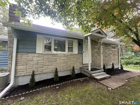 14 Wilkes Rd, Danbury, CT 06811