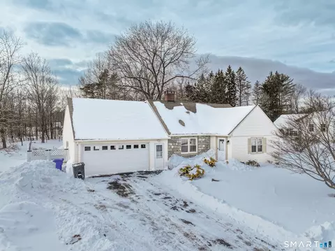 101 Durand St, Torrington, CT 06790