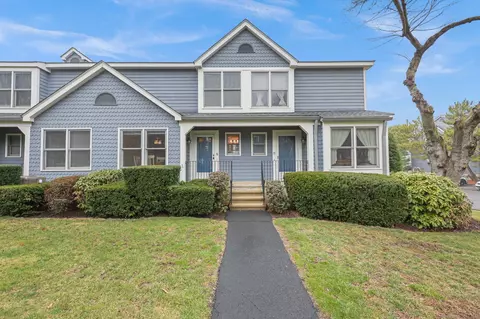 76 Fawn Ridge Ln #76, Norwalk, CT 06851