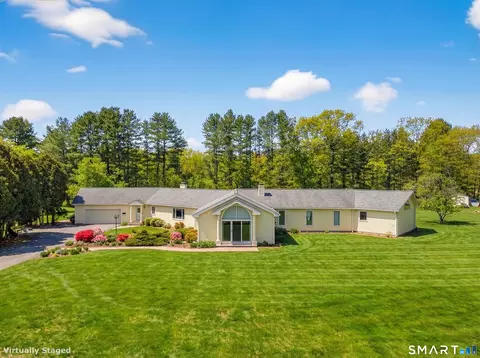 449 Lantern Hill Rd, Stonington, CT 06378