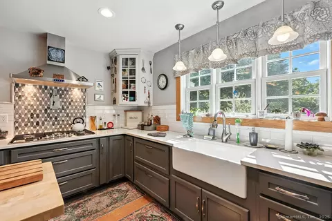 186 Mill St, Hartland, CT 06065