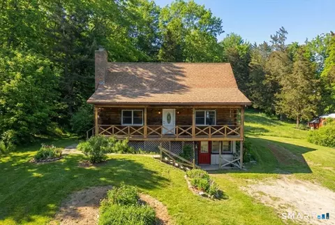 32 Krug Rd, Preston, CT 06365