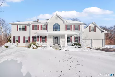 136 Gilbert Ln, South Windsor, CT 06074