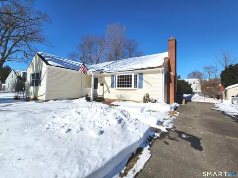 257 Green Rd, Manchester, CT 06042