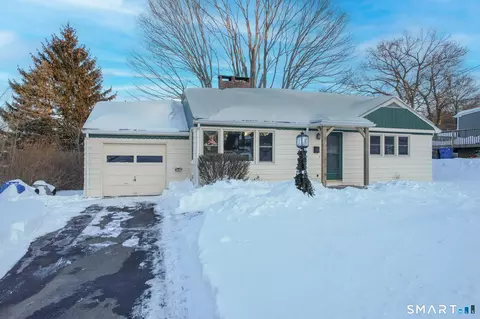 95 Tuttle St, Bristol, CT 06010