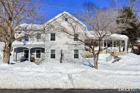16 Grand St, Thomaston, CT 06787