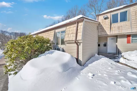 23 Locust Cir #23, Rocky Hill, CT 06067