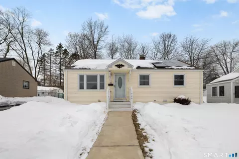 208 Mountain St, Hartford, CT 06106