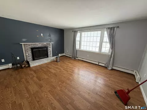 Living - 98 1st St, Suffield, CT 06078 photo 2 of 3