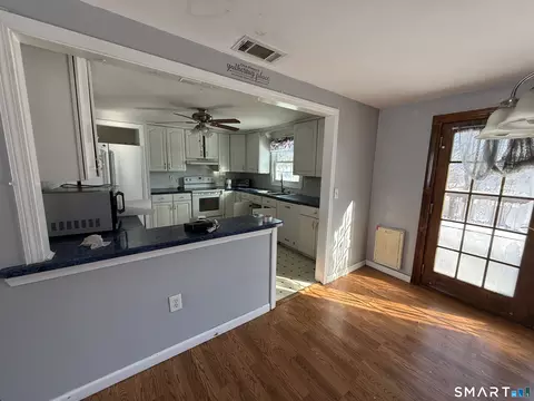Kitchen - 98 1st St, Suffield, CT 06078 photo 3 of 4