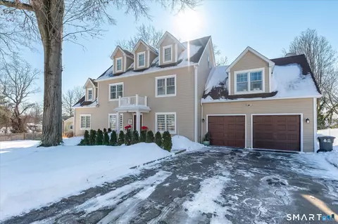 10 Turner Rd, Stamford, CT 06905