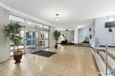 71 Strawberry Hill Ave #515, Stamford, CT 06902