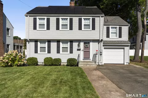 372 Fern St, West Hartford, CT 06119