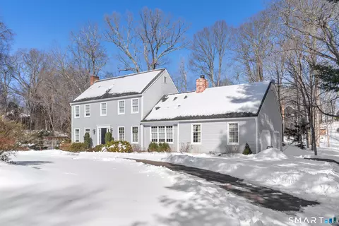 30 Pepperwood Ln, Branford, CT 06405