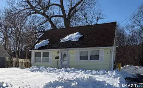 234 Glen Hills Rd, Meriden, CT 06451