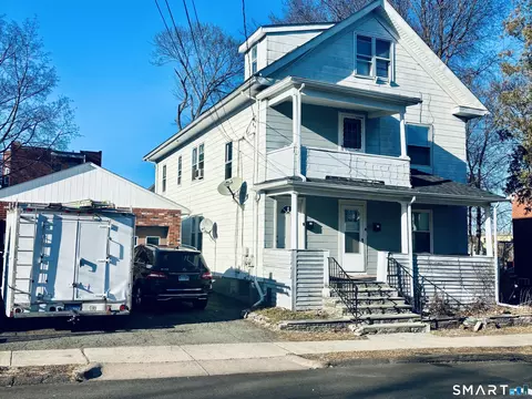 70-72 Otis St, Hartford, CT 06114
