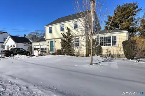 30 Landon St, Stratford, CT 06614