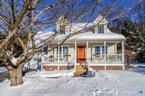 5 Lea Ln, New Milford, CT 06776