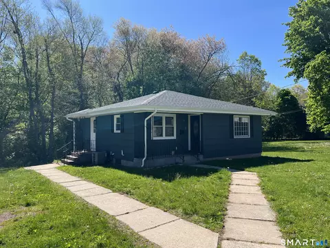 270 East St # R, Plainville, CT 06062