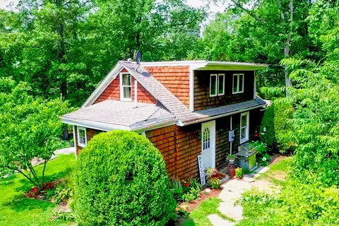 167 Toddy Hill Rd, Sandy Hook, CT 06482