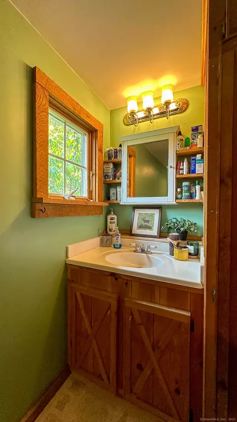 Bath - 167 Toddy Hill Rd, Sandy Hook, CT 06482 photo 1 of 1