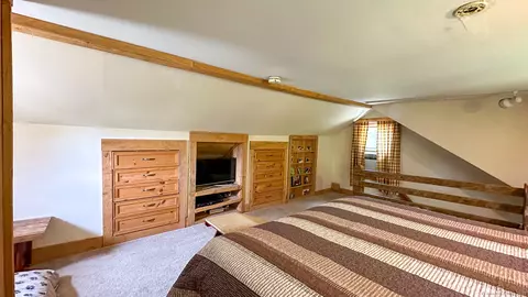 Bedroom - 167 Toddy Hill Rd, Sandy Hook, CT 06482 photo 3 of 3