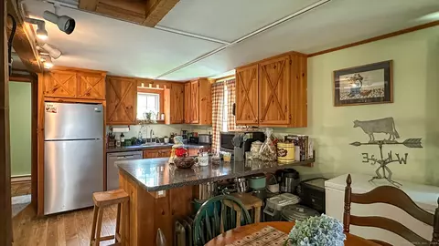 Kitchen - 167 Toddy Hill Rd, Sandy Hook, CT 06482 photo 2 of 3