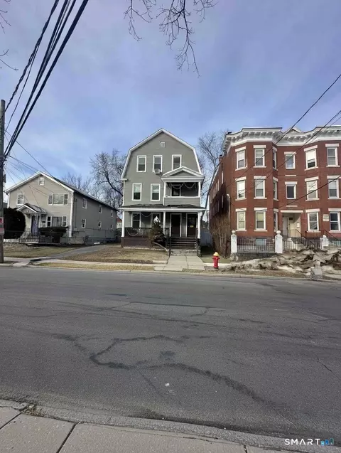 92-94 Chadwick Ave, Hartford, CT 06106