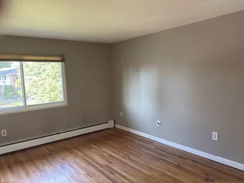279 Centerbrook Rd, Hamden, CT 06518 photo 7