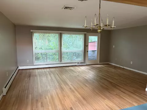 279 Centerbrook Rd, Hamden, CT 06518 photo 4