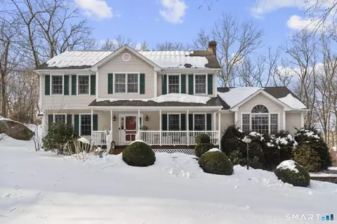 14 Sterling Rdg, Shelton, CT 06484