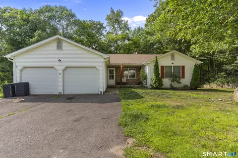46 Mulberry St, Naugatuck, CT 06770