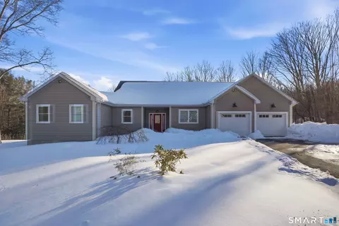 166 E Cotton Hill Rd, New Hartford, CT 06057