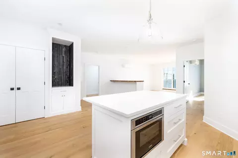 Kitchen - 185 Main St #305, Niantic, CT 06357 photo 4 of 6