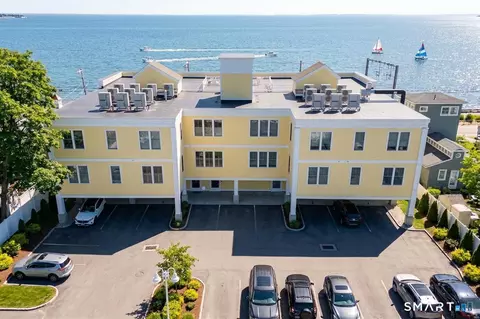 Exterior - 185 Main St #305, Niantic, CT 06357 photo 1 of 2