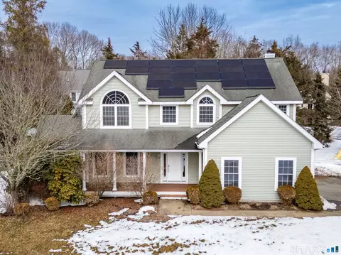 78 Cow Hill Rd, Mystic, CT 06355