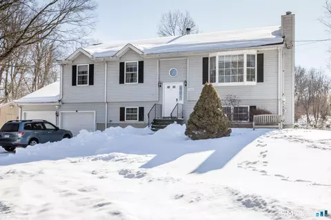 146 Fitch St, North Haven, CT 06473