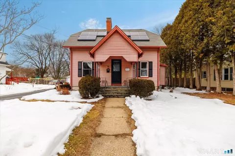 119 Quercus Ave, Willimantic, CT 06226