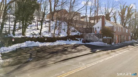 Exterior - 75 Taylor Ave, Norwalk, CT 06854 photo 15 of 15