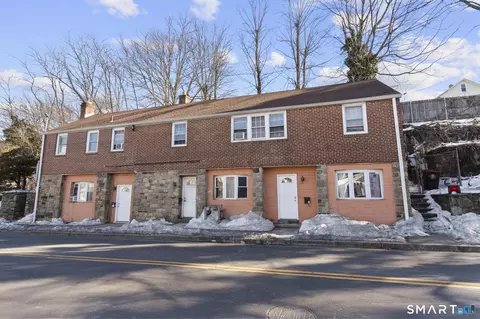 75 Taylor Ave, Norwalk, CT 06854