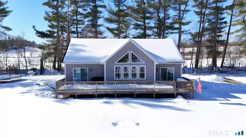 360 Paine District Rd, Woodstock, CT 06281