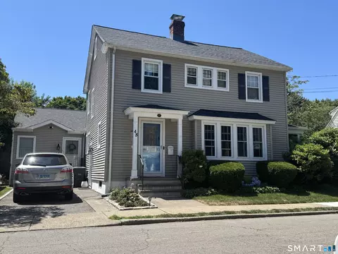 48 Winthrop Ct, Milford, CT 06460