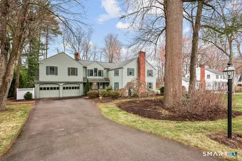 254 Carriage Dr, Glastonbury, CT 06033