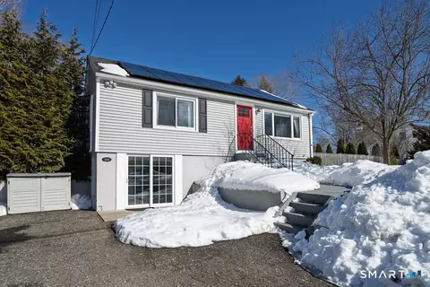 34 Hurd Bridge Rd, Clinton, CT 06413